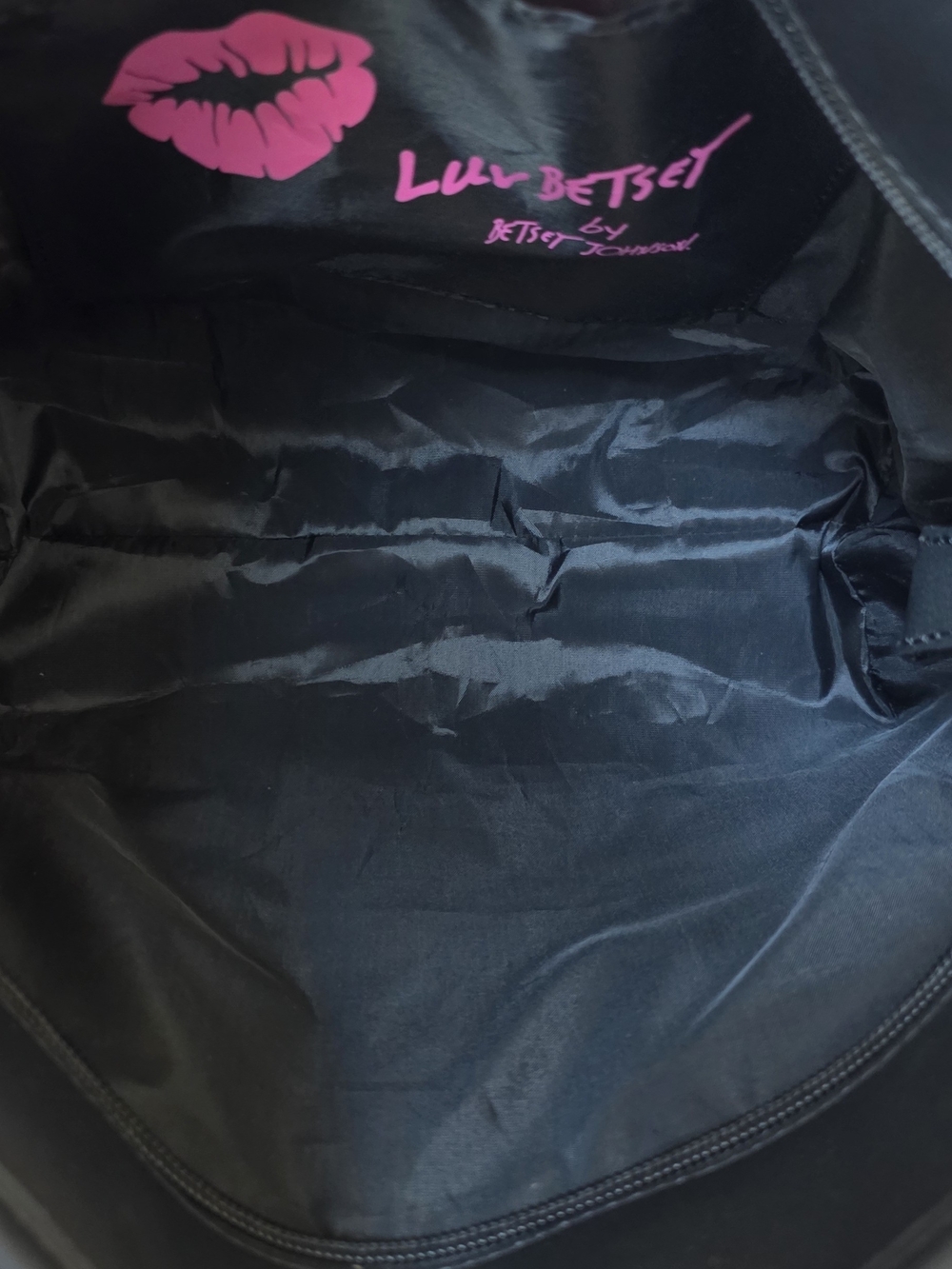Betsey Johnson Luv Betsey LBADDIE Cherry Gingham Tote Bag Crossbody Black White - Picture 11 of 11